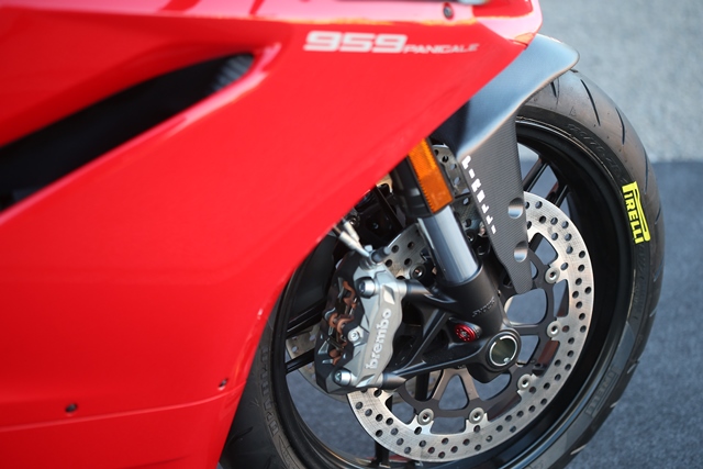 Pirelli DIABLO ROSSO™ CORSA sulla nuova Ducati 959 Panigale